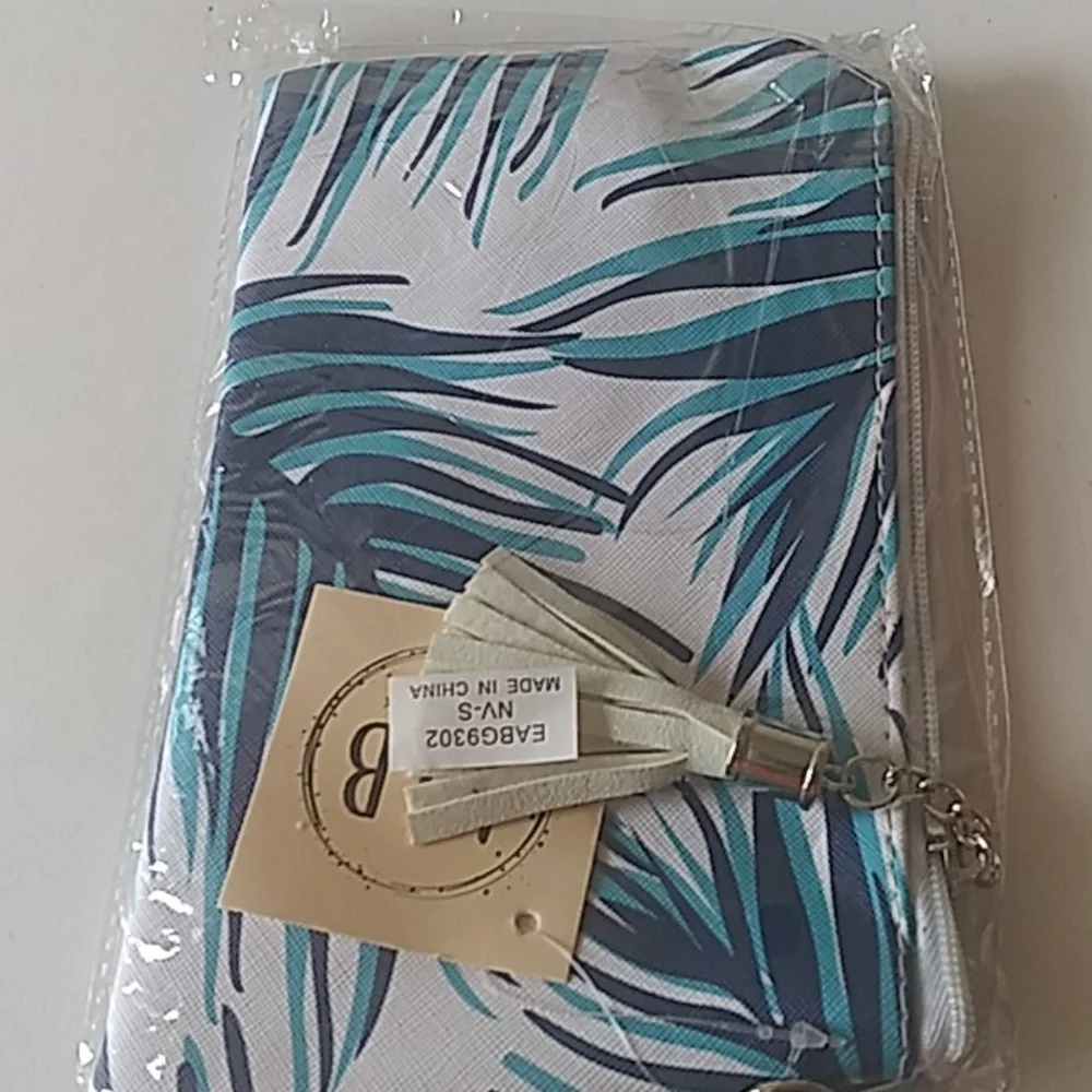 Tropical Travel Tassel Pouch Wristlet